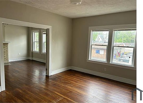 2nd image of 15436 Lake Shore Blvd #2