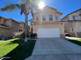152 Macademia Ln, Simi Valley, CA 93065