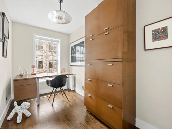 203 Huntington Street image 10 of 15