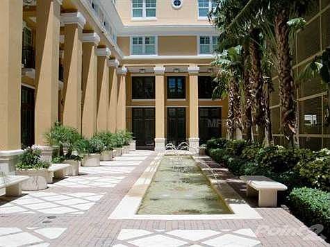 3rd image of 750 N Tamiami Trl Unit 204