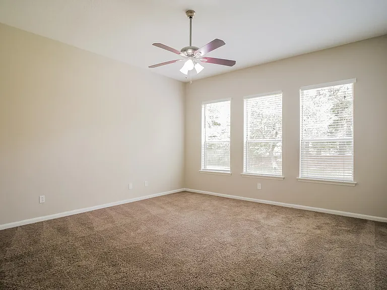 644 Porta Rosa Cir — Photo 8