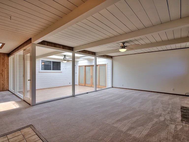 127 Dalma Dr — Photo 1