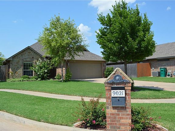 2nd image of 9021 NW 93rd Cir