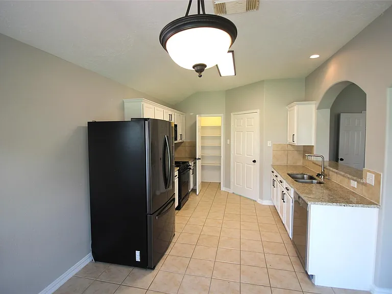16531 Sperry Gardens Dr — Photo 11