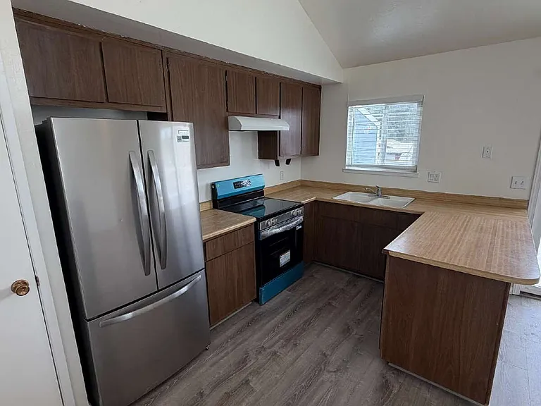 163 Michelle Dr #A — Photo 6