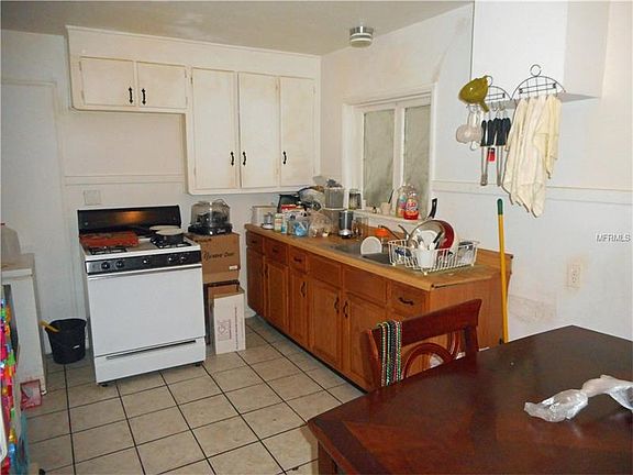 3rd image of 969 24th Ave S