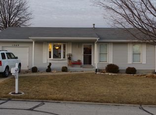 1369 Trading Post Ln, O'Fallon, MO 63366