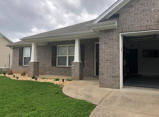 1022 Hummingbird Ln, Spring Hill, TN 37174