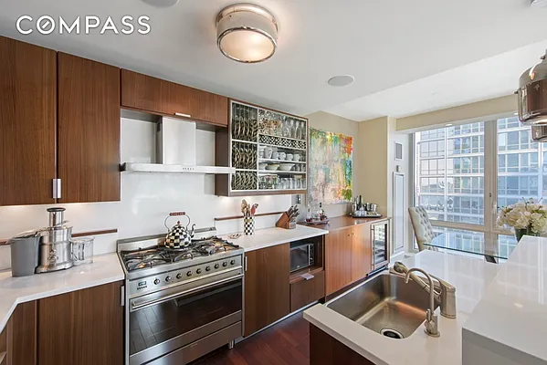 Rented by Compass | media 5