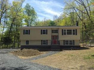 9 Agolia Rd, Monroe, NY 10950