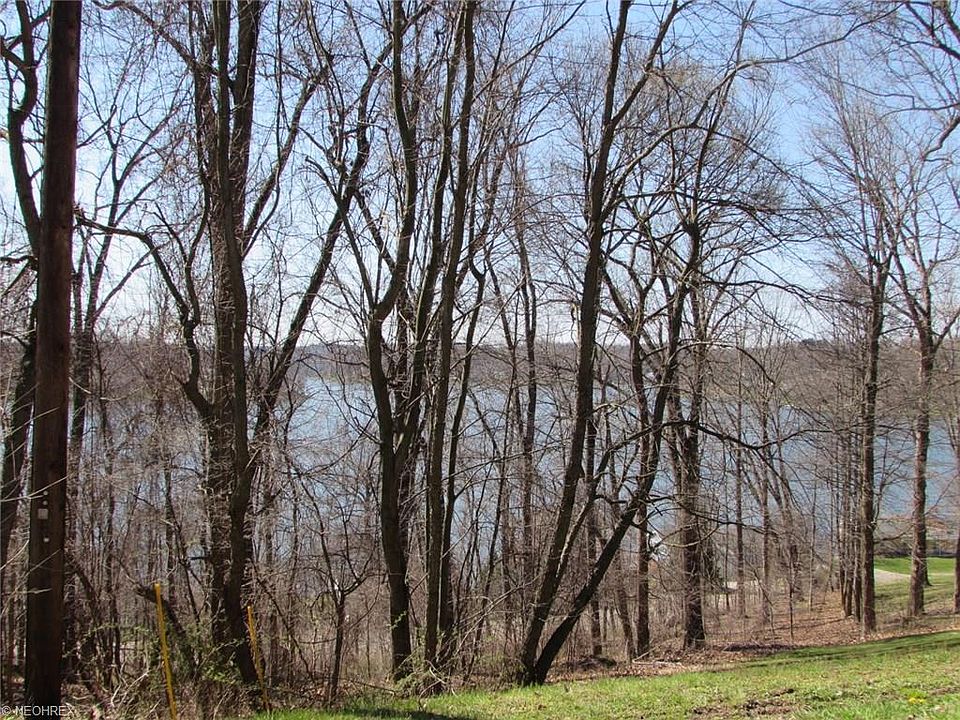 2nd image of 169 Oneida Trl