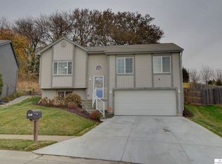6724 N 149th Ave, Omaha, NE 68116