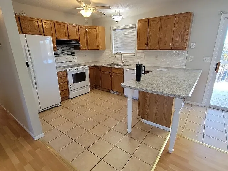 750 Packer Pl — Photo 5