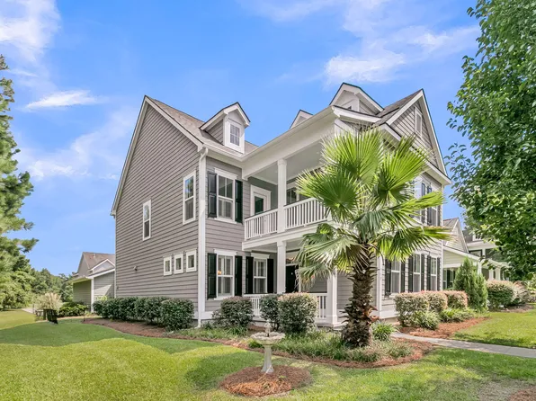 719 N Hickory St, Summerville, SC 29483
