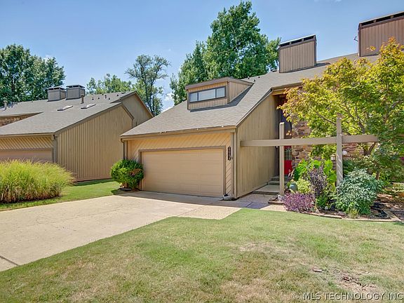 2nd image of 6004 S Atlanta Ct #1