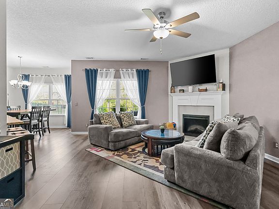 4th image of 234 Brightleaf Cir
