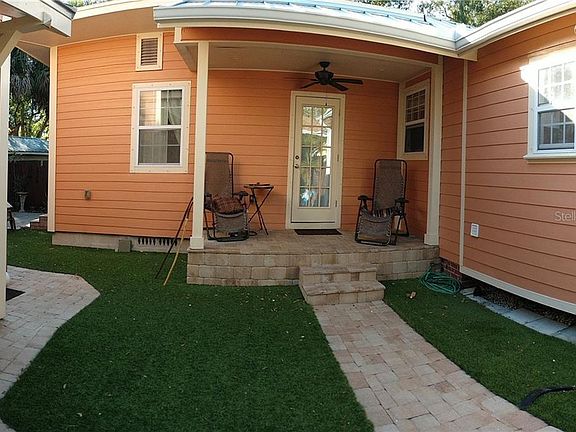 2nd image of 515 Wilkie St