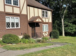 13 Derbyshire Rd #13, Derby, CT 06418