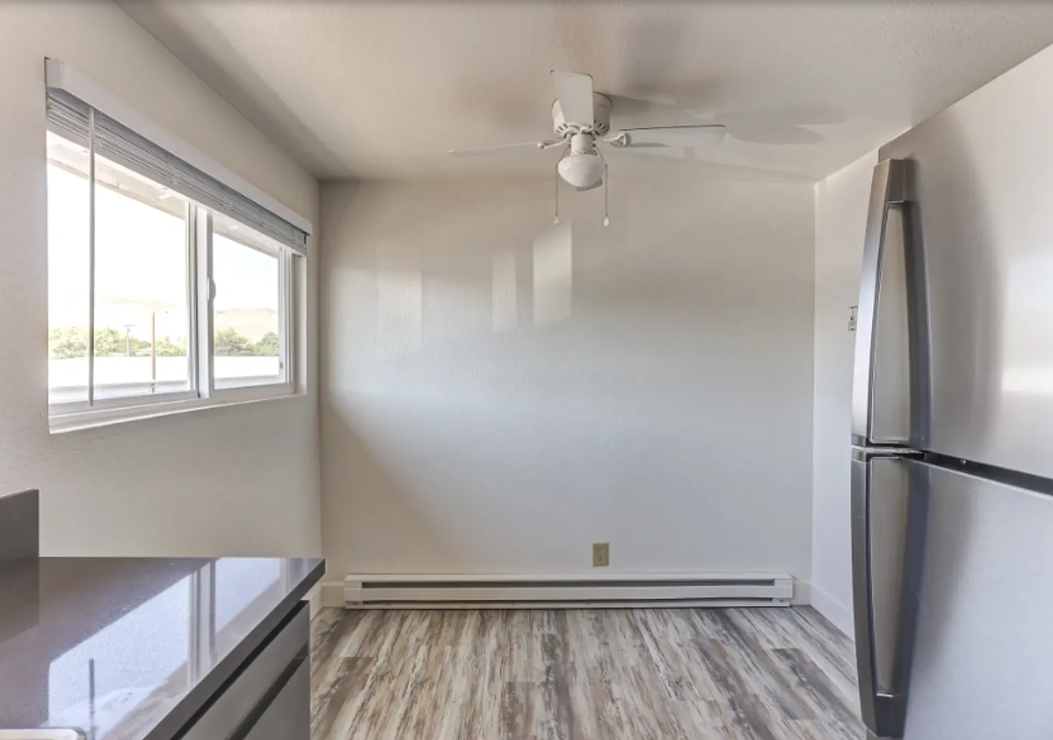 Sierra View Townhomes — Photo 2