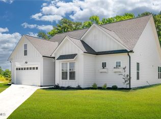 851 Fairway Road, Ayden, NC 28513