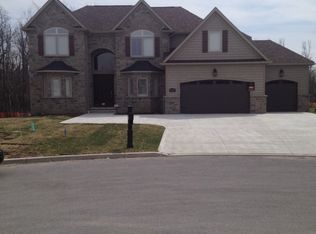 60 Brice Landing Ct, East Amherst, NY 14051