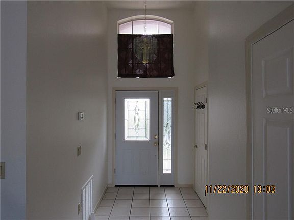 5th image of 388 Sterling Dr