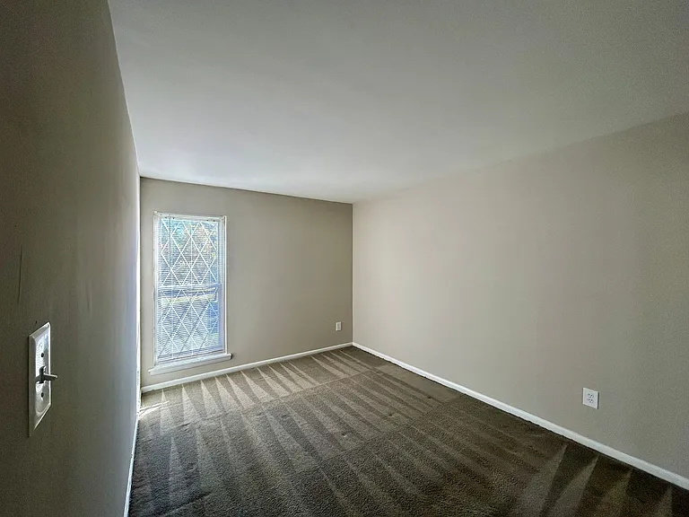 3510 Chamberlayne Ave — Photo 8