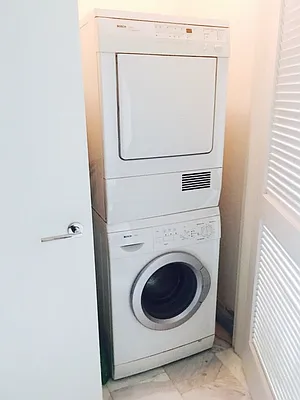 Rented by Winzone Realty Inc | media 33