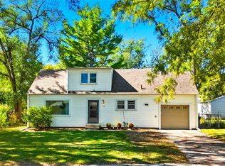 718 6th Ave, Coralville, IA 52241