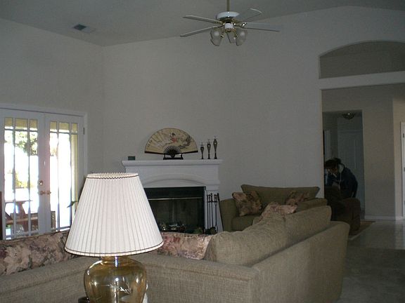 Living Rm