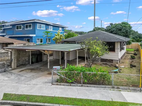 1715 Owawa St, Honolulu, HI 96819