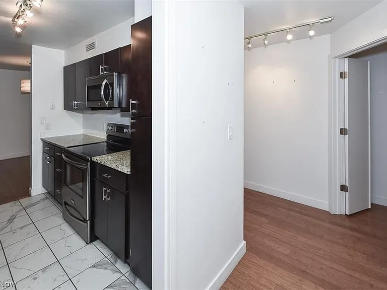 12700 Lake Ave #1610 — Photo 13
