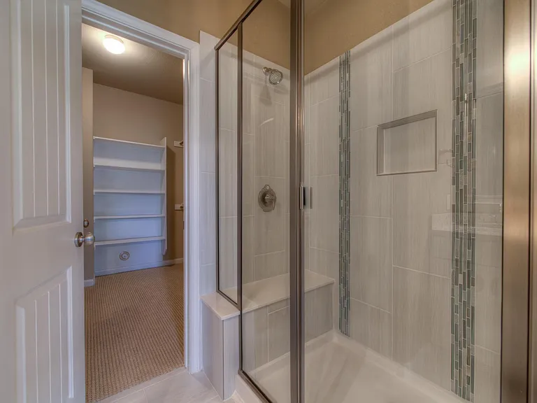 405 S Meadowlark St #B — Photo 19
