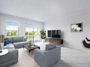 272 Cypress Point Dr, Palm Beach Gardens, FL 33418