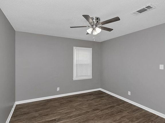 5th image of 4435 Millvale Dr SW