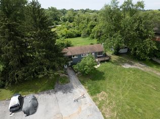 2060 Nemnich Rd, Saint Louis, MO 63136