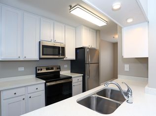 Bristol Club Apartments, Downers Grove, IL 60516