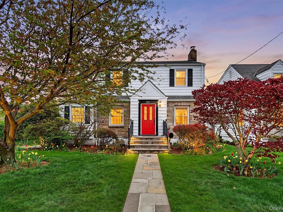 1st image of 54 Seneca Avenue