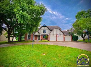 3732 SW Stutley Rd, Topeka, KS 66610