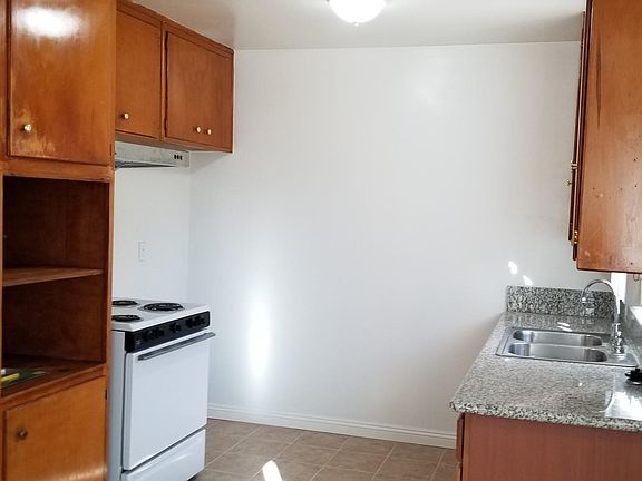 4th image of 326 E Orlando Way APT B