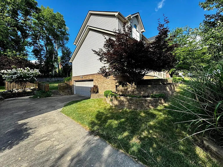 2149 Palomar Trace Dr — Photo 3