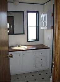 4th image of 700 NW Crosby Ave Trlr 172