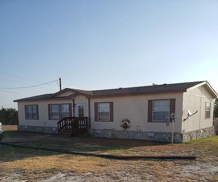 145 Private Road 1712 