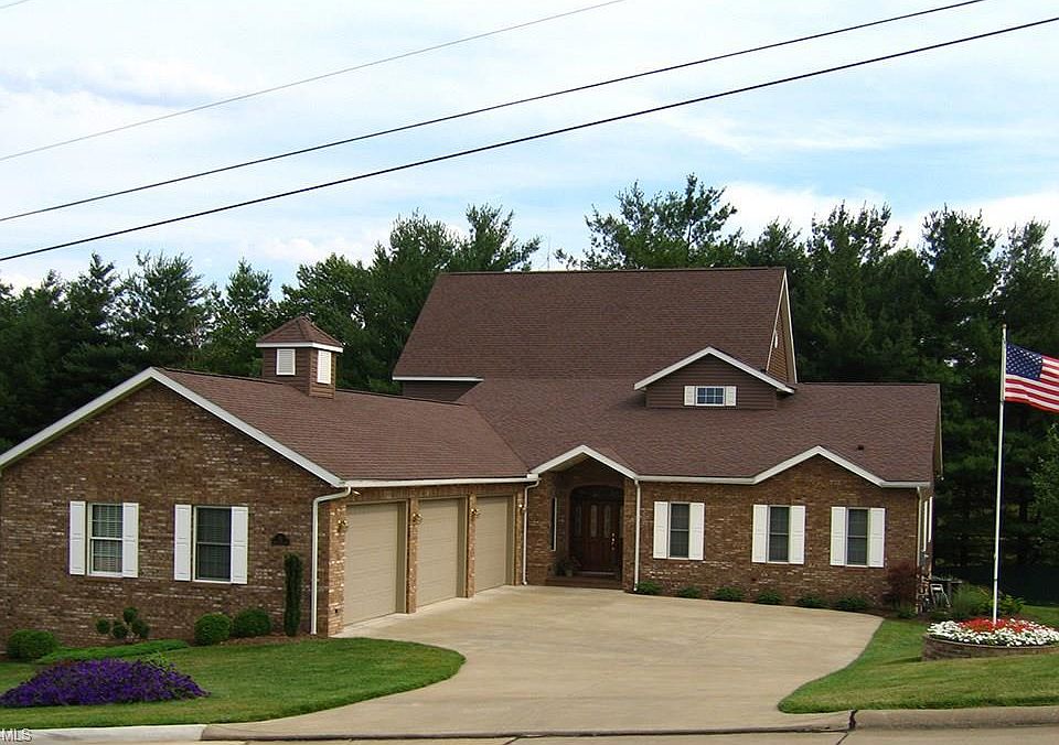 1st image of 111 Rosemar Meadows Dr