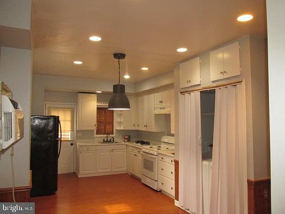 2nd image of 142 Tindall Ave