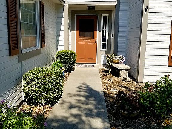 4th image of 112 Timmerman Dr