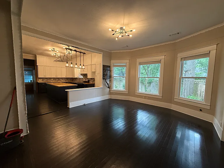 503 Jefferson St — Photo 10