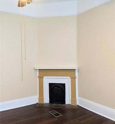 3rd image of 4911 Perrier St