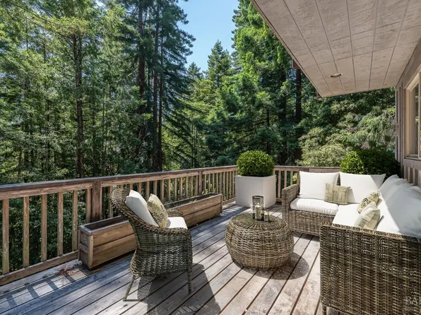 46401 Redwood Way, Anchor Bay, CA 95445