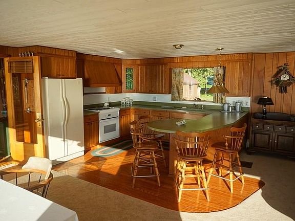 2nd image of 1 Partridge Berry Dr